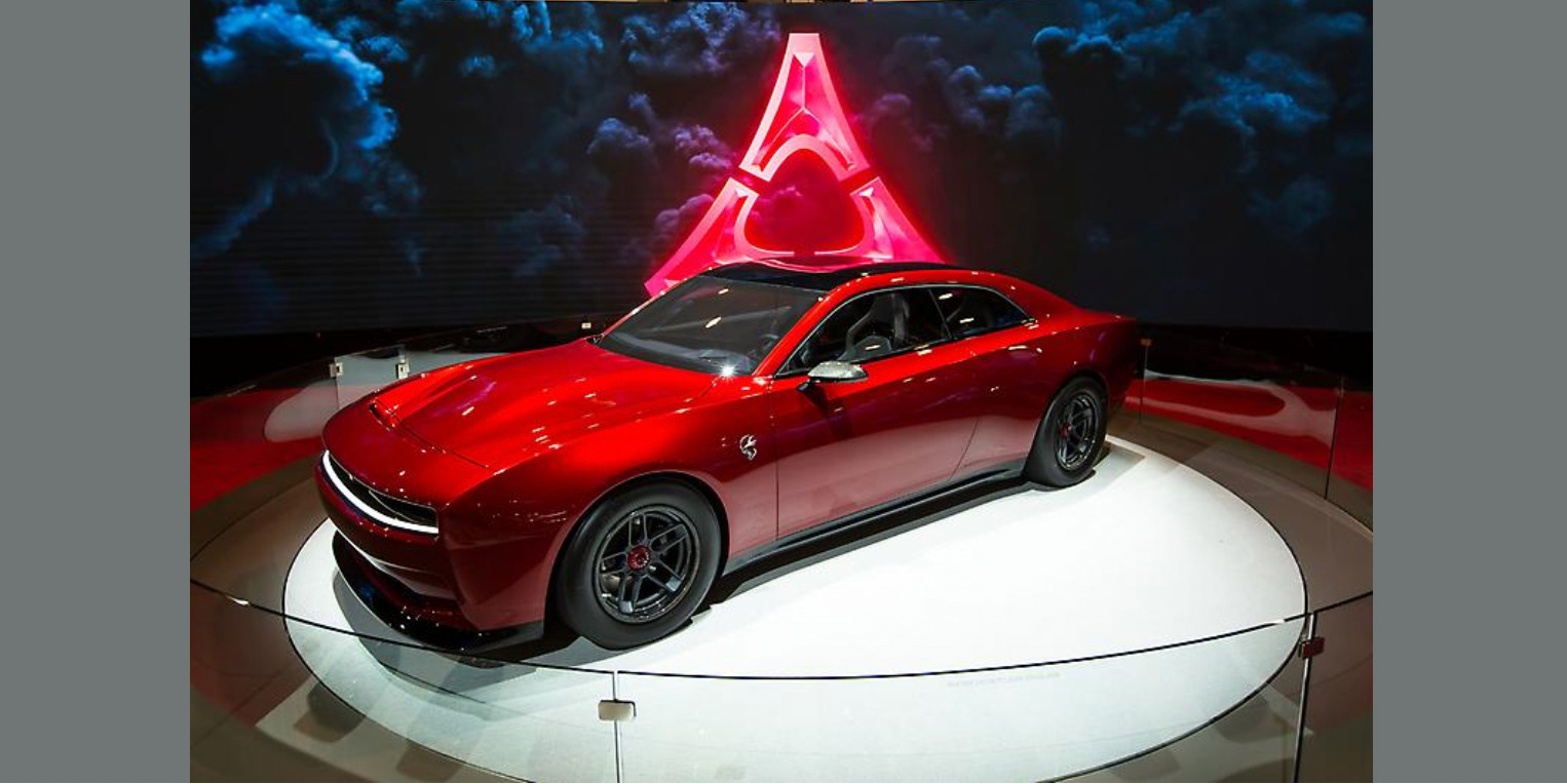 dodge muscle car Charger Daytona SRT